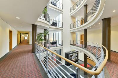 نه مونچن یونترهچینگ