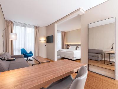 نه مونچن یونترهچینگ