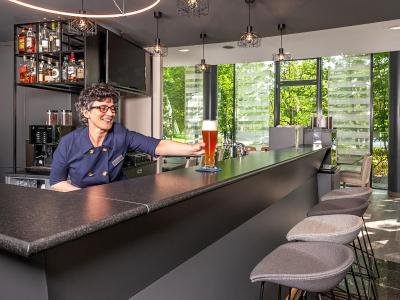 نه مونچن یونترهچینگ