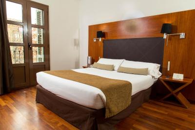 هتل بی‌ سی ‌ان آربن گران روندا