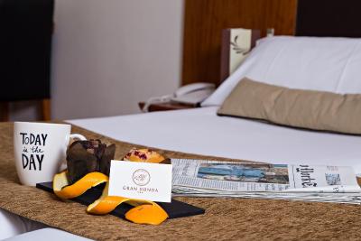 هتل بی‌ سی ‌ان آربن گران روندا