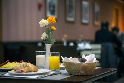 هتل بی‌ سی ‌ان آربن گران روندا