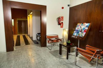 هتل بی‌ سی ‌ان آربن گران روندا