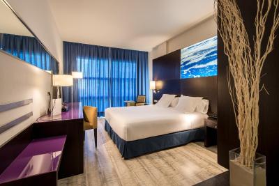 هتل وینچی ماریتیمو