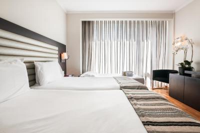 یورواستارز کریستال پالاس