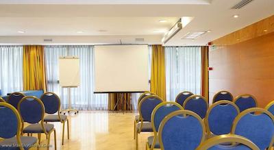 یورواستارز کریستال پالاس