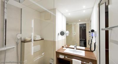 فورا هتل هانوفر‌