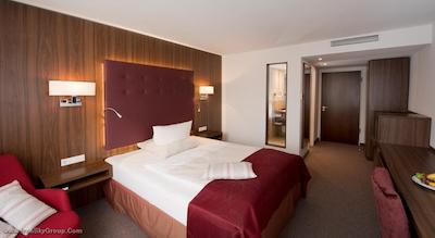 فورا هتل هانوفر‌