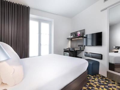 لیبرتل مونمارتر اپرا