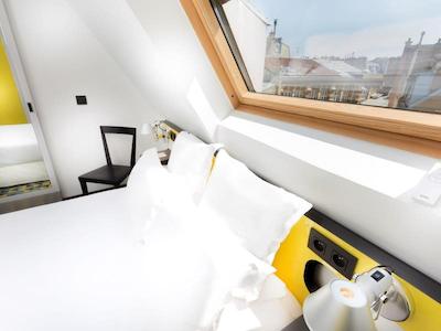 لیبرتل مونمارتر اپرا