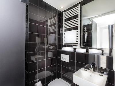 لیبرتل مونمارتر اپرا