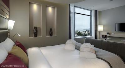 مرکور سوچی سنتر