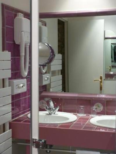 گراند هتل دشامپین