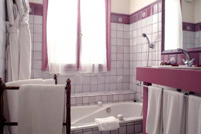 گراند هتل دشامپین