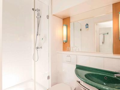 آیبیس برلین ایرپورت تیگل