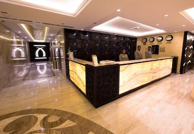 هتل آپارتمان آیوری گرند