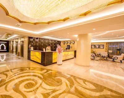 هتل آپارتمان آیوری گرند