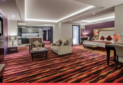 هتل پارسیان کوثر اصفهان