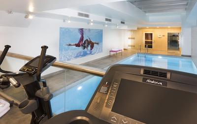 لیریک هتل پاریس