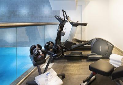 لیریک هتل پاریس