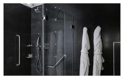 لیریک هتل پاریس