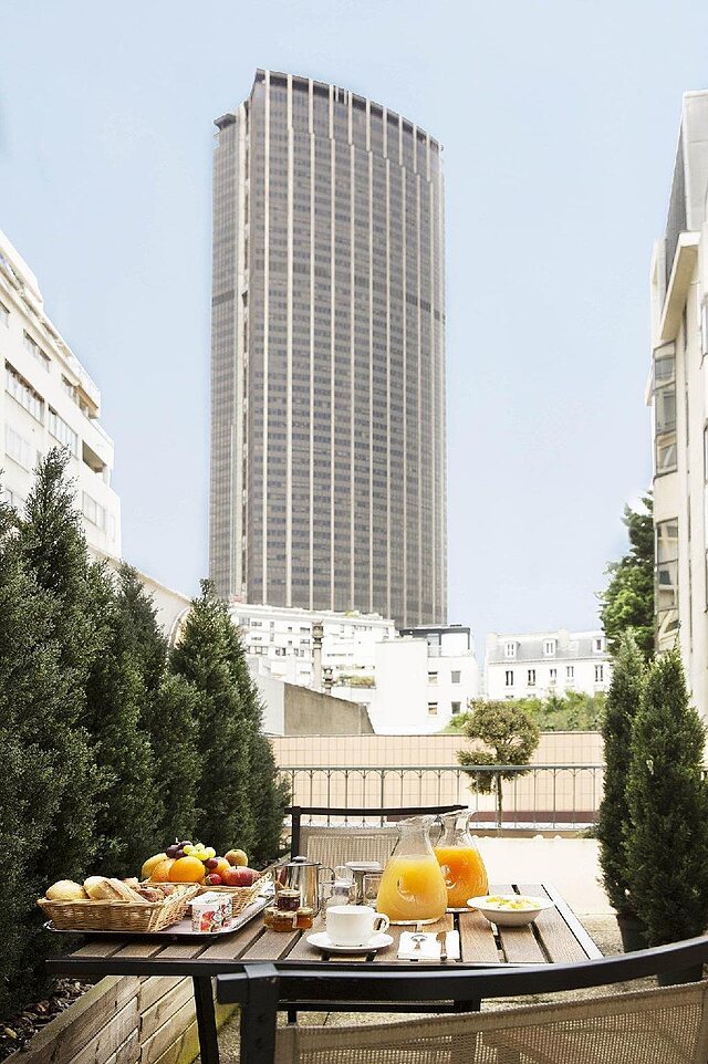 لهعئ م پاریس