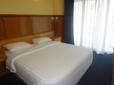 رویال پلازا