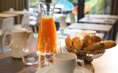 هتل عدن پاریس