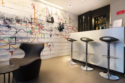 آرک دده تریمف اتیل