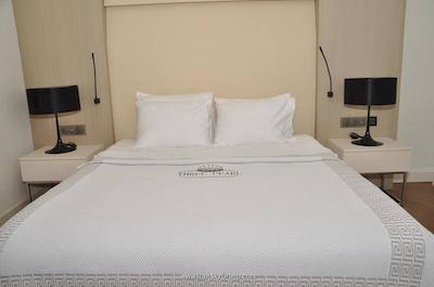 تری پیرل هتل