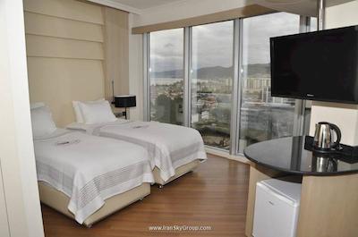 تری پیرل هتل