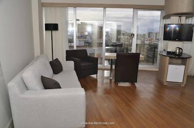 تری پیرل هتل