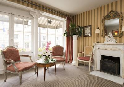 فرانسه لوور