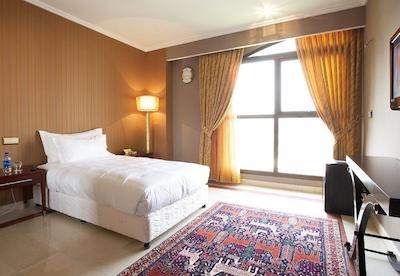 هتل اسپیناس