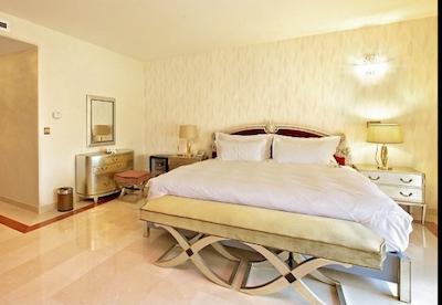 هتل اسپیناس