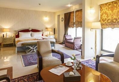 هتل اسپیناس