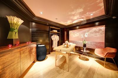 منهتل لانج اند اسپا