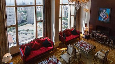 هتل پارسیان آزادی تهران