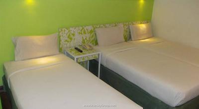 کیتین لنکاوی بائ‌ کمپس هسپیتلیتی