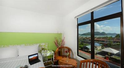 کیتین لنکاوی بائ‌ کمپس هسپیتلیتی