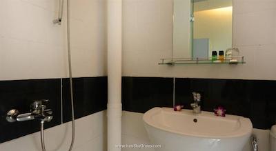 کیتین لنکاوی بائ‌ کمپس هسپیتلیتی