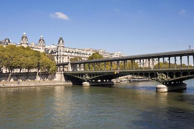 کمپنیل طور ایفل