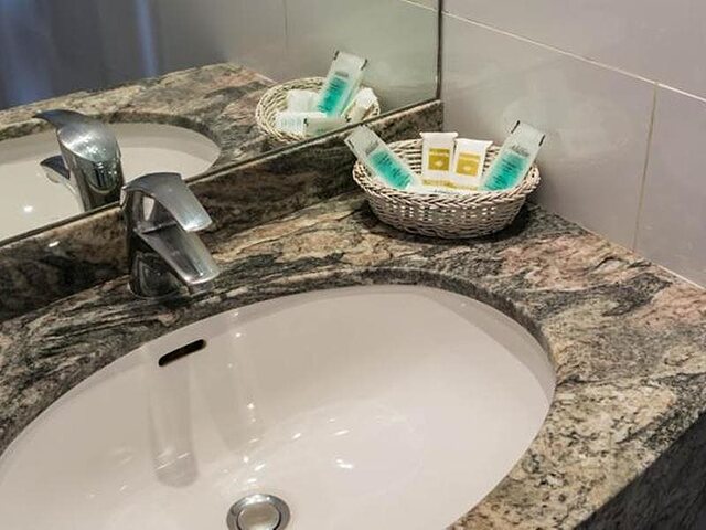 اخلمنس