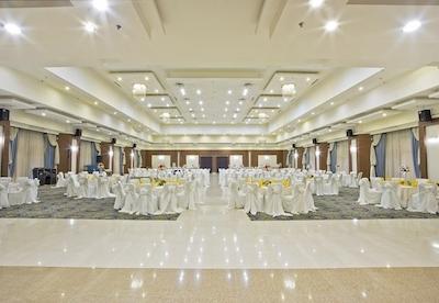 هتل پارسیان اوین تهران