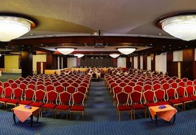 هتل اینترنشنال لاله