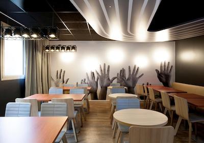 ایبیس ستیلس پاریس مسنا الیمپیدس