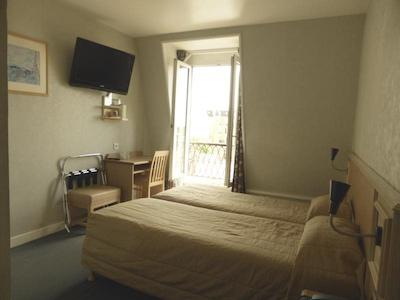 هتل دده پاریس