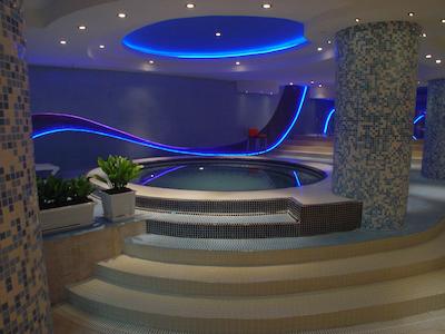 هتل هما شیراز