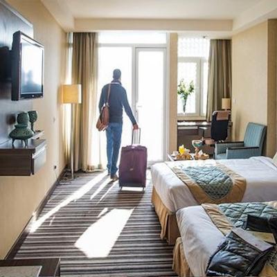 هتل پارسیان انقلاب تهران