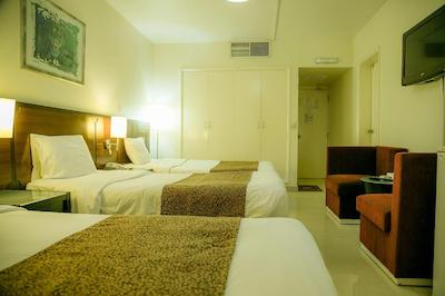 فونیشیا هتل